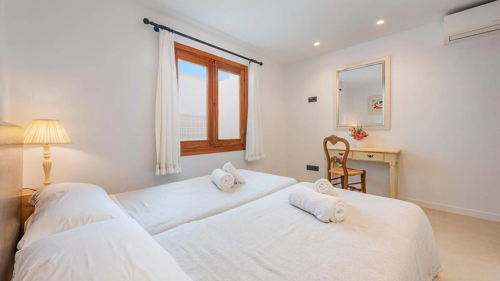בית נופש פורט דה פולנסה Villa Evas ספרד